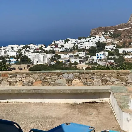 Feriehus Themonia Traditional Folégandros